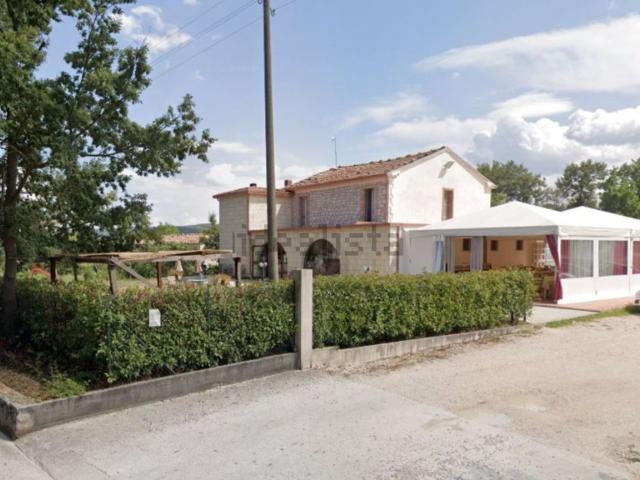 Case e ville in vendita di 133 m² in Contrada Macchie