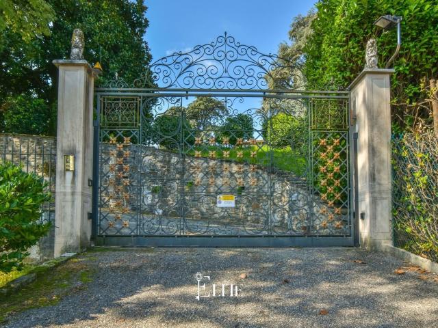Case e ville in vendita di 1343 m² in Via Fiume, 14