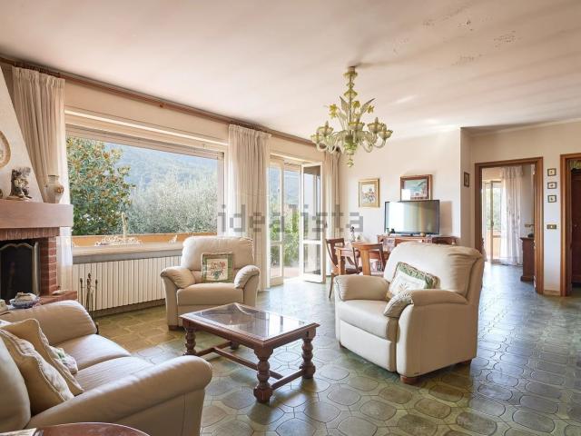 Case e ville in vendita di 134 m² in Frazione Coasco Marinaverde