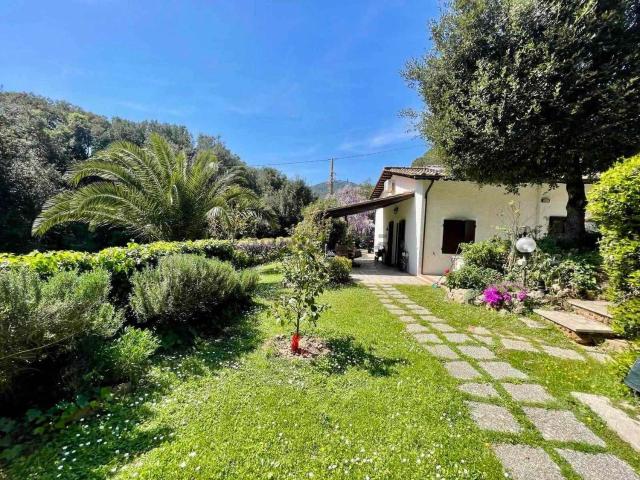 Case e ville in vendita di 135 m²