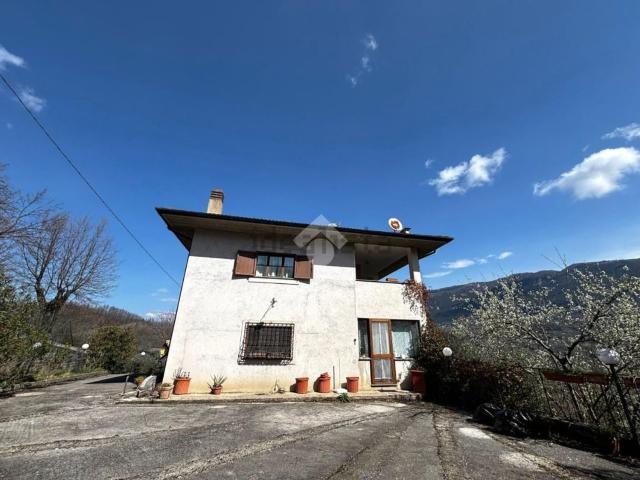Case e ville in vendita di 135 m²