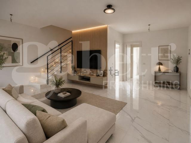 Case e ville in vendita di 135 m² in Via Calcinara