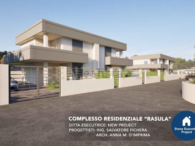 Case e ville in vendita di 135 m² in Via Stazzone