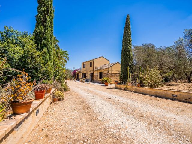 Case e ville in vendita di 135 m² in Strada Pietretagliate, 77