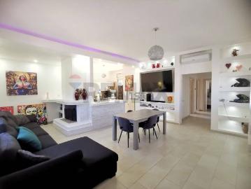 Case e ville in vendita di 136 m² in Lungomare Campo di Mare