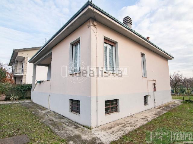 Case e ville in vendita di 136 m² in Via della Zucchetta, 3