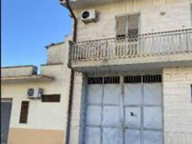 Case e ville in vendita di 137 m² in Via dei Mille