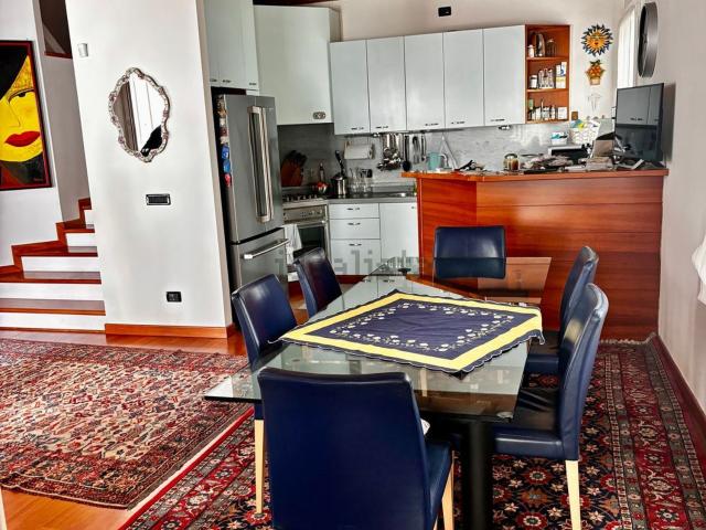 Case e ville in vendita di 137 m² in Via Piave, 3
