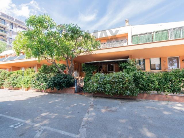 Case e ville in vendita di 138 m² in Via Guli&apos  Alba, 8