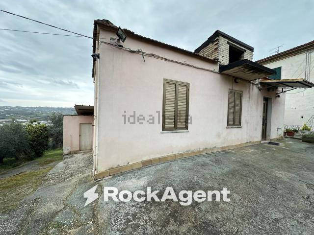 Case e ville in vendita di 138 m² in Contrada Montupoli Foro