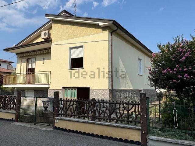Case e ville in vendita di 140 m²