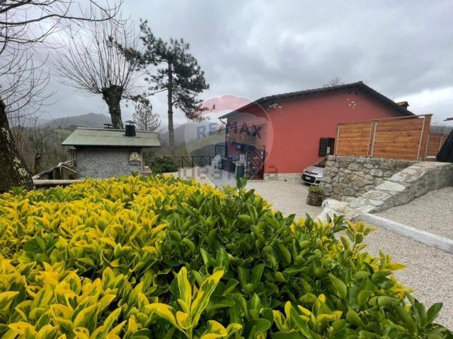 Case e ville in vendita di 140 m²
