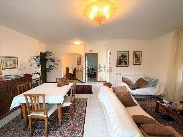 Case e ville in vendita di 140 m²