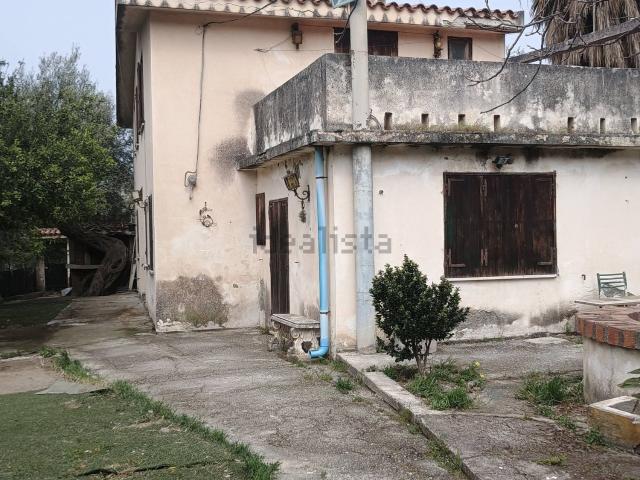 Case e ville in vendita di 140 m²