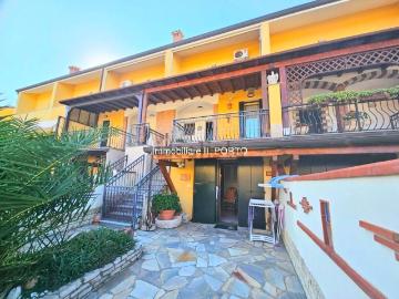 Case e ville in vendita di 140 m²