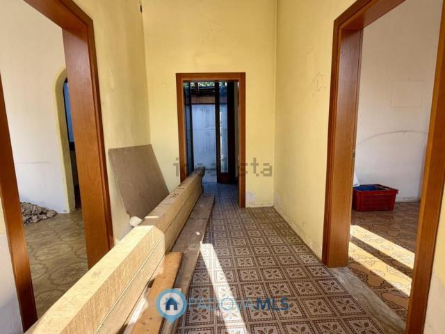 Case e ville in vendita di 140 m² in Via Antonio Fiorazzo