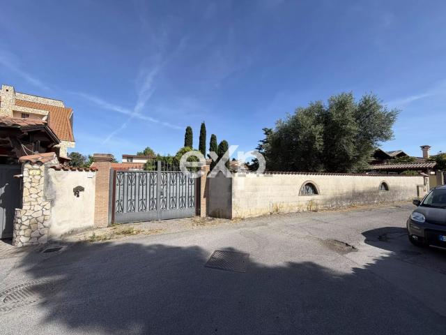 Case e ville in vendita di 140 m² in Via Giuseppe Gabetti, 18