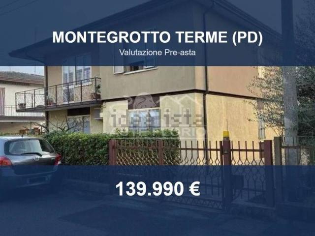 Case e ville in vendita di 140 m² in Via Santa Caterina, 7