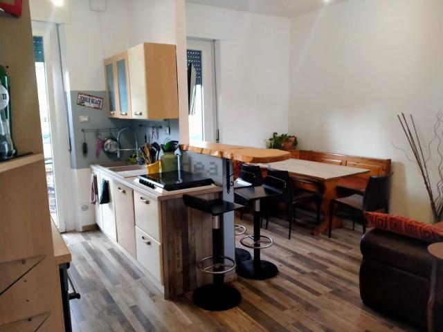 Case e ville in vendita di 140 m² in Via Piave, 134