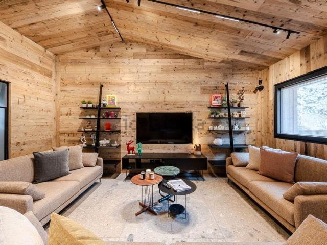 Case e ville in vendita di 140 m² in Viale Venezia, 32