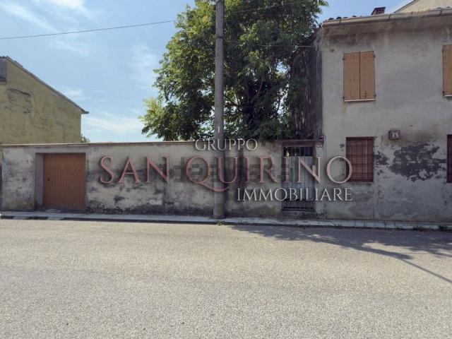 Case e ville in vendita di 140 m² in Vicolo Scutellaro, 13