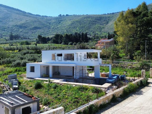 Case e ville in vendita di 140 m² in Contrada Fraginesi