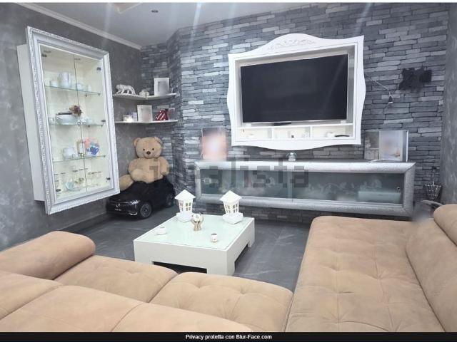 Case e ville in vendita di 140 m² in Corso Italia, 685