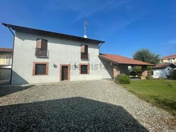Case e ville in vendita di 140 m² in Piazza Libertà