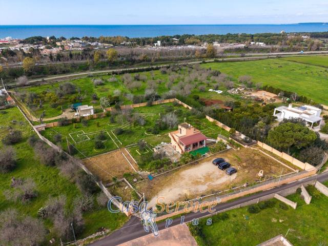 Case e ville in vendita di 140 m² in Strada Vicinale Crocefisso Rimessa, 8