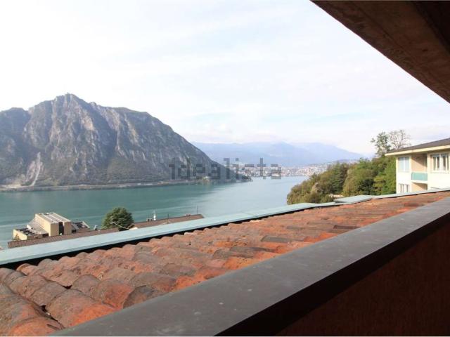 Case e ville in vendita di 141 m² in Via Per Arogno