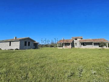 Case e ville in vendita di 142 m²