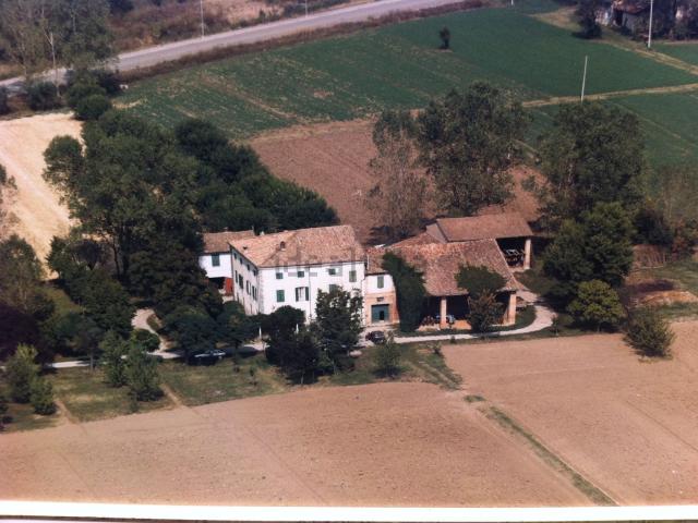Case e ville in vendita di 1434 m² in Via Caduti di Cefalonia, 29