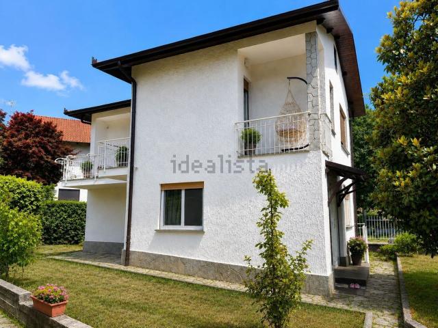 Case e ville in vendita di 143 m²