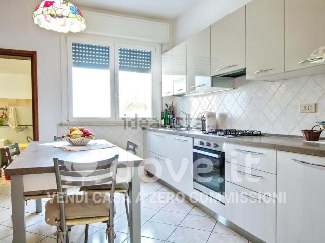 Case e ville in vendita di 143 m² in Via Carlo Capozza, 12