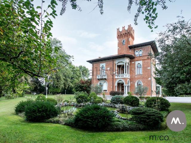 Case e ville in vendita di 1444 m² in Via Fornace, 9
