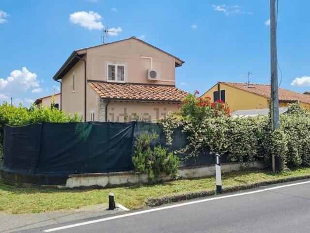 Case e ville in vendita di 144 m² in Via dei Bocchi