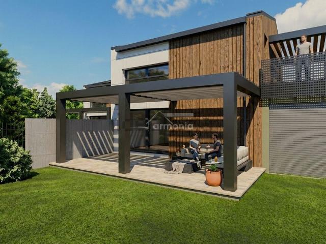 Case e ville in vendita di 144 m² in Via delle Scuole