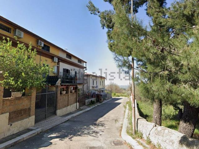 Case e ville in vendita di 144 m² in Viale Regina Margherita