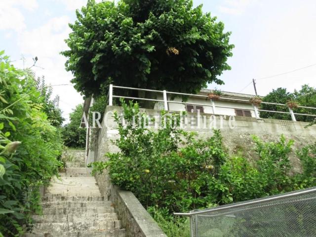 Case e ville in vendita di 145 m²