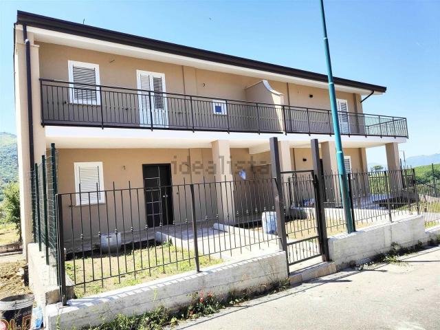 Case e ville in vendita di 145 m²