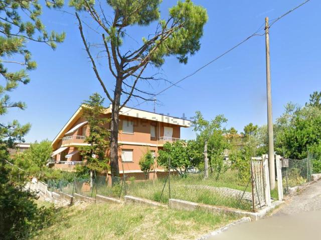 Case e ville in vendita di 145 m² in Via Aldo Moro