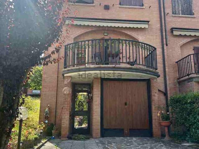 Case e ville in vendita di 145 m² in Via Gioacchino Rossini, 10