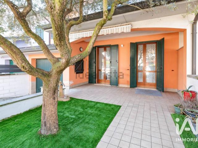 Case e ville in vendita di 145 m² in Via D&apos Antona Massimo, 32