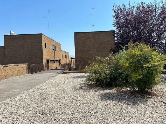 Case e ville in vendita di 145 m² in Via del Risorgimento