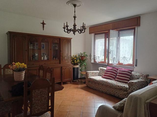 Case e ville in vendita di 145 m² in Viale Fratelli Cervi