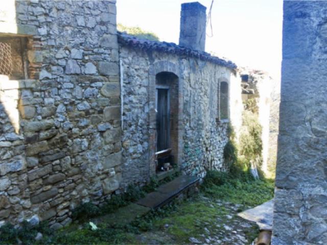 Case e ville in vendita di 1464 m² in Via Nocicchia
