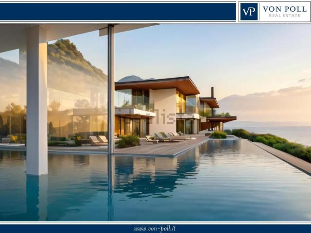 Villetta indipendente in vendita di 1468 m² in Via Caronte