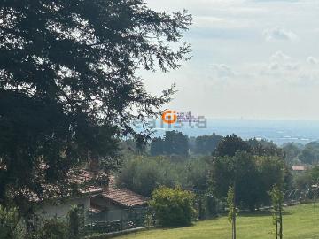 Case e ville in vendita di 146 m² in Via di Acqua Palomba