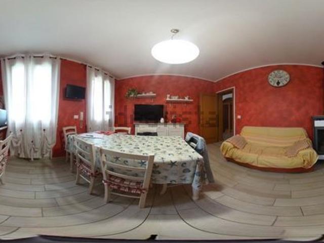 Case e ville in vendita di 146 m² in Via Ercole Sarti, 477