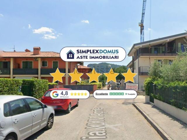 Case e ville in vendita di 146 m² in Via XXV Aprile